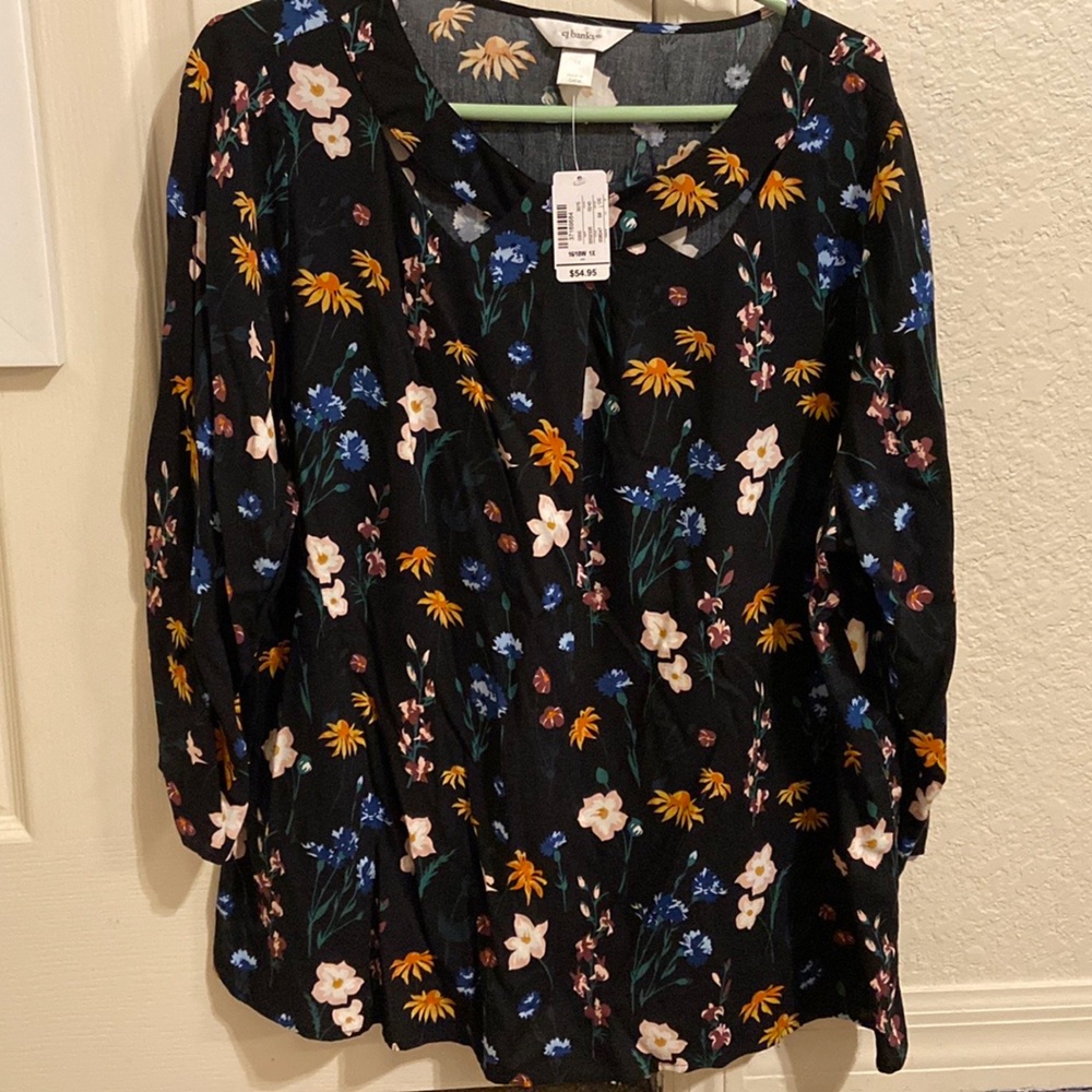 New Cj banks size 1x - Floral top, new with tags.